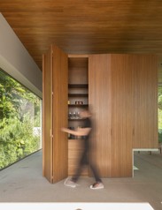 0161-aspect-ratio-924x1180