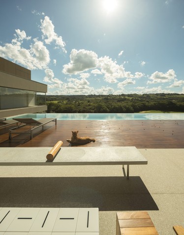 0275-aspect-ratio-924x1180