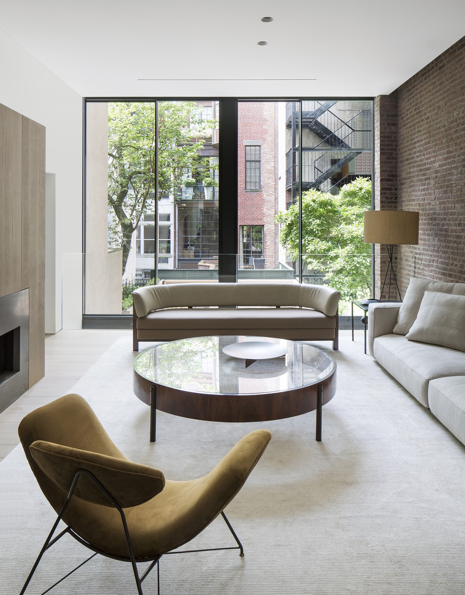 Brownstone House - Projects - Arthur Casas