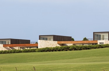 15728-20x30-151006-023d-leonardo-finotti-aspect-ratio-1872x920