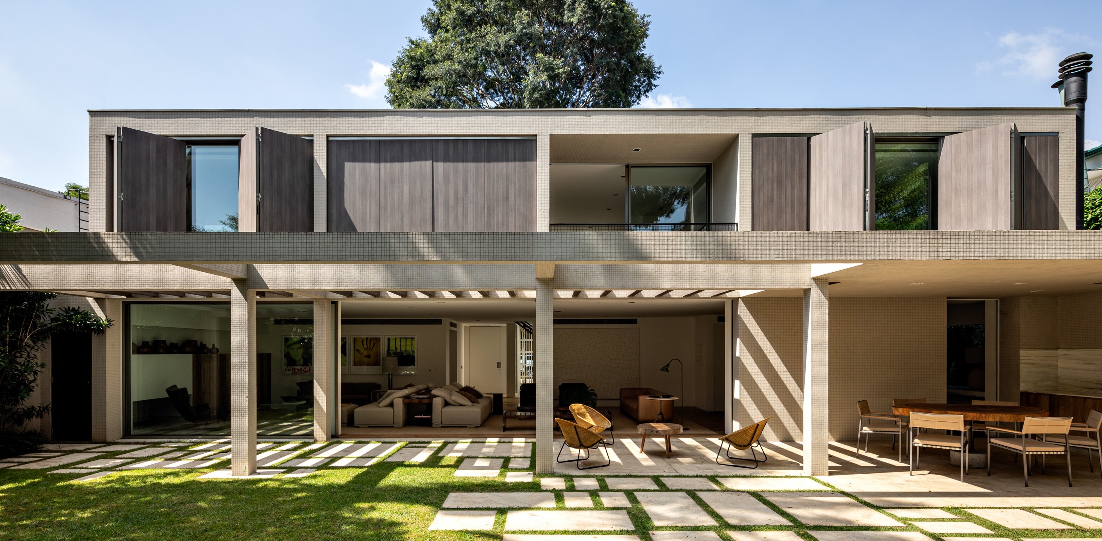 Retrofit R House / Projects / Studio Arthur Casas