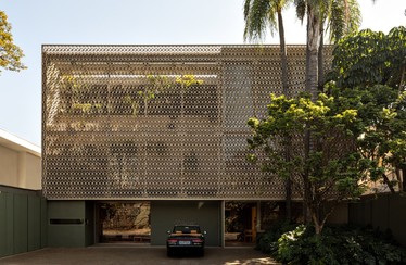 img-8943-r-aspect-ratio-1872x920