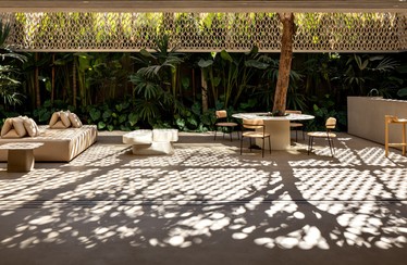 img-9121-aspect-ratio-1872x920