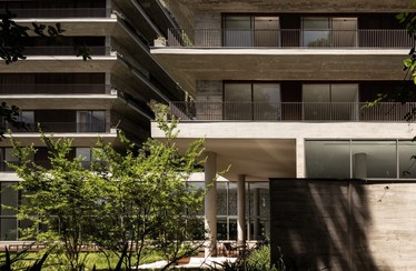 301-aspect-ratio-1872x920