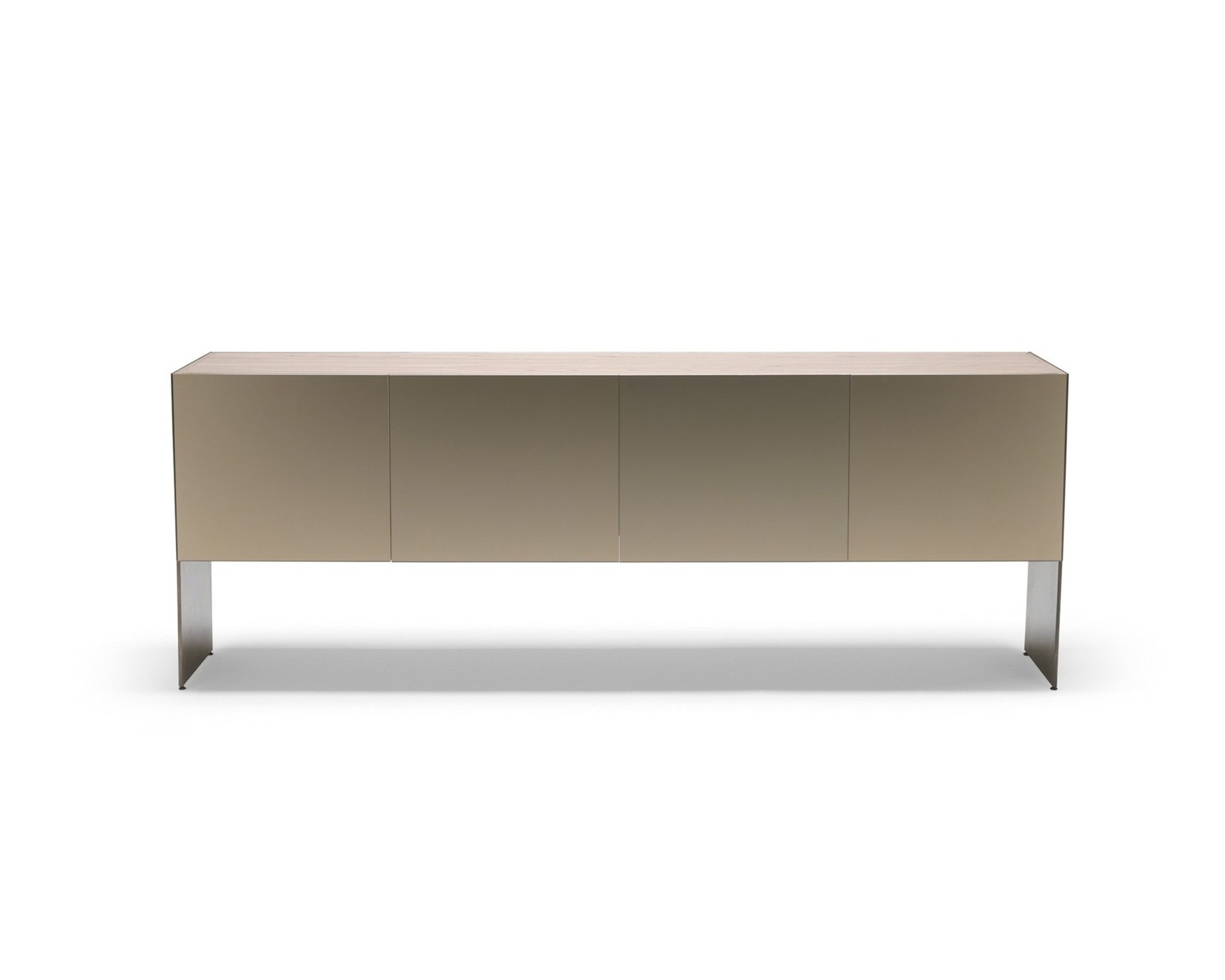 Aipim Sideboard